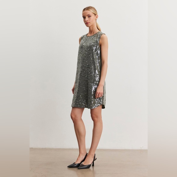 Anthropologie Velvet gray-green Sequin dress - Picture 3 of 9